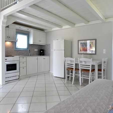 Tonia Apartments Paros Хриси-Акти Экстерьер фото