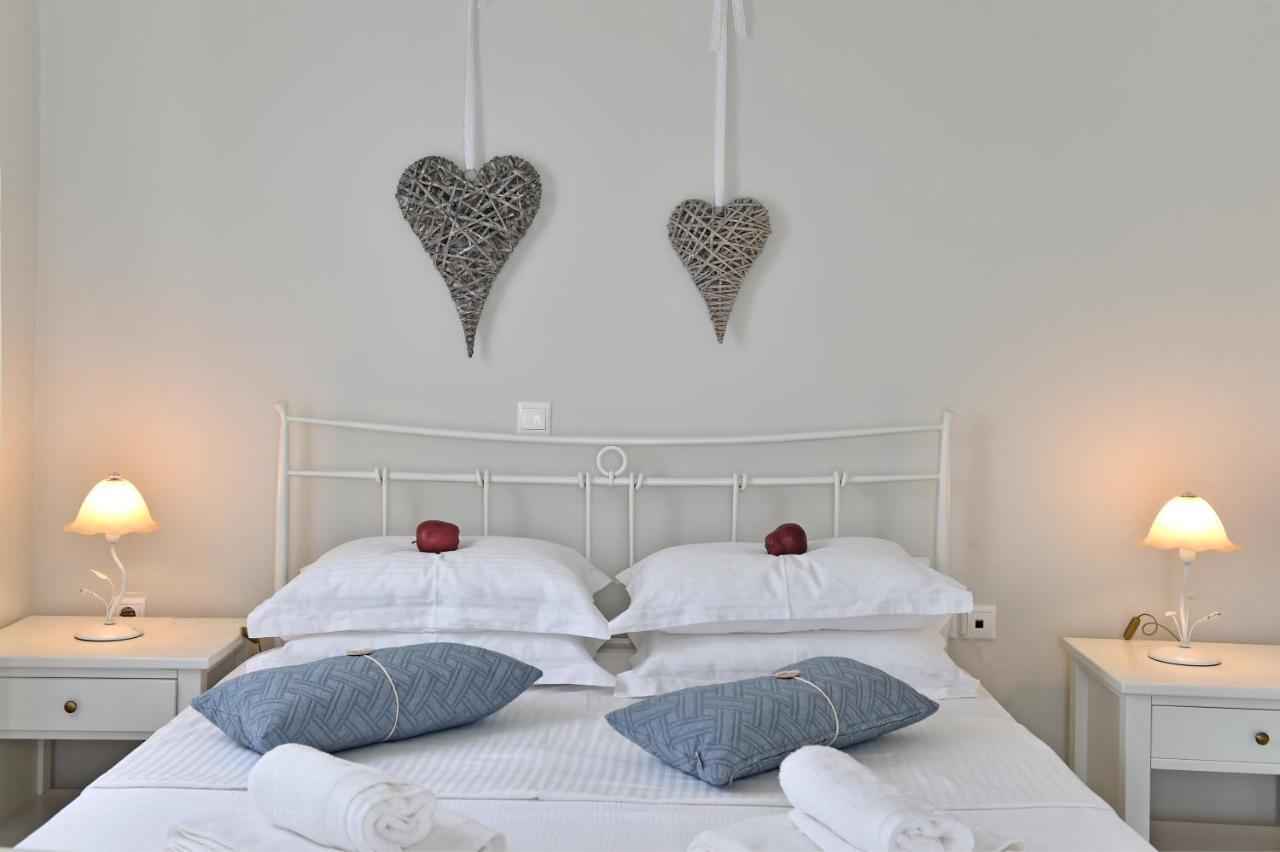 Tonia Apartments Paros Хриси-Акти Экстерьер фото