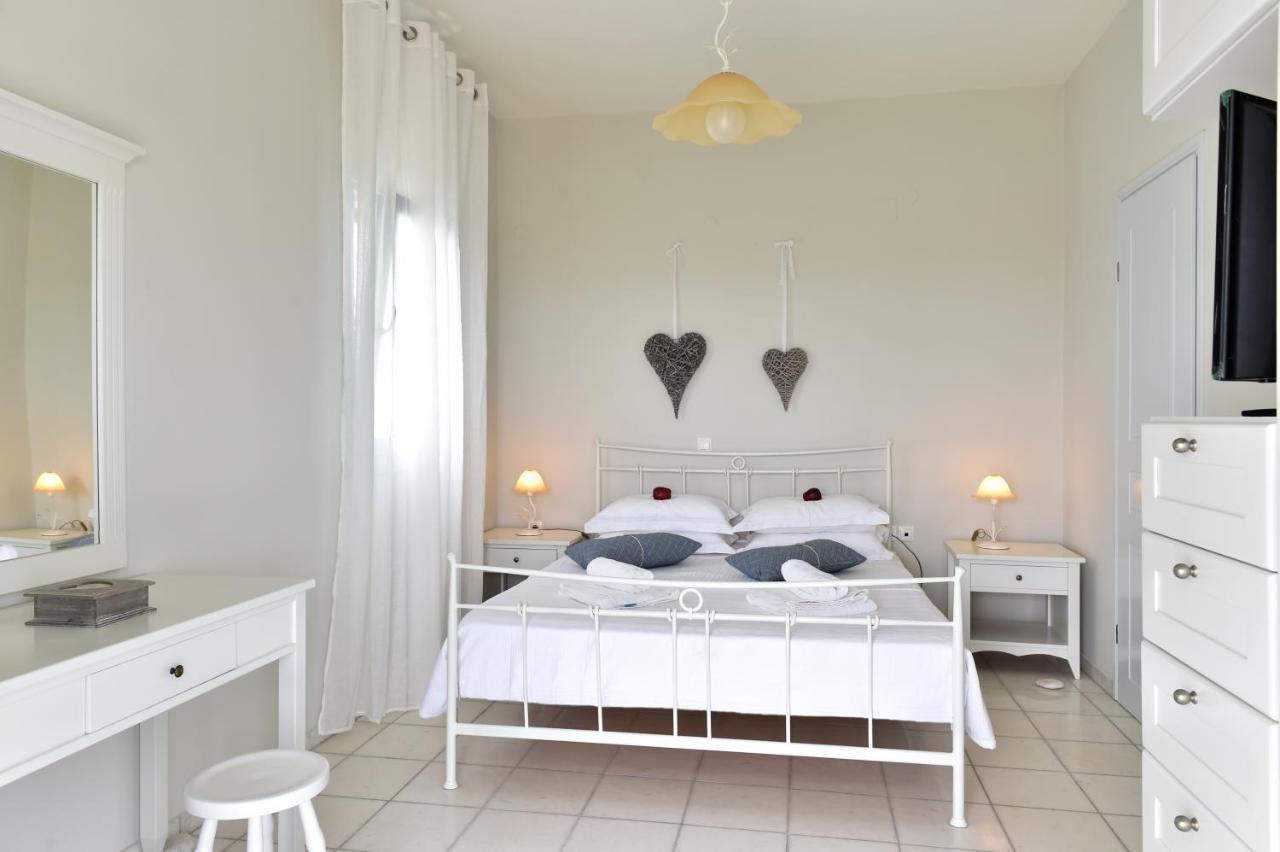Tonia Apartments Paros Хриси-Акти Экстерьер фото