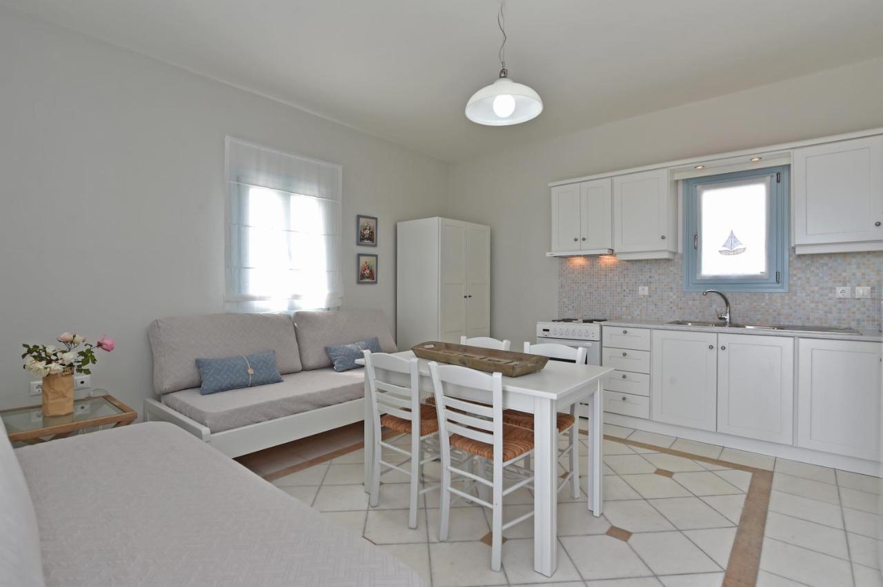 Tonia Apartments Paros Хриси-Акти Экстерьер фото