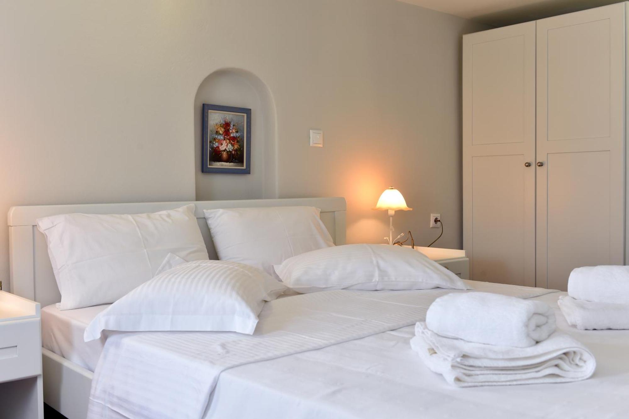 Tonia Apartments Paros Хриси-Акти Экстерьер фото